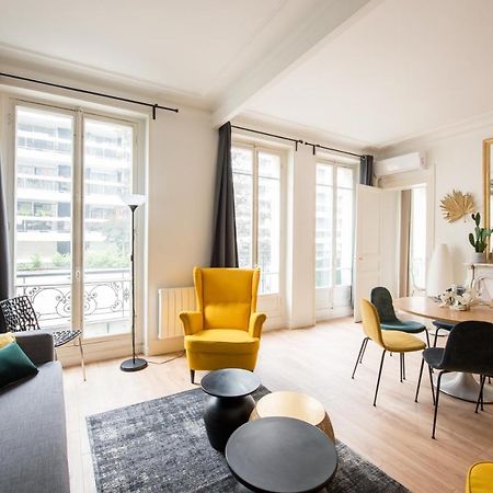 2 Bedroom Appartement Near Tour Eiffel & Trocadero Paris Exterior photo